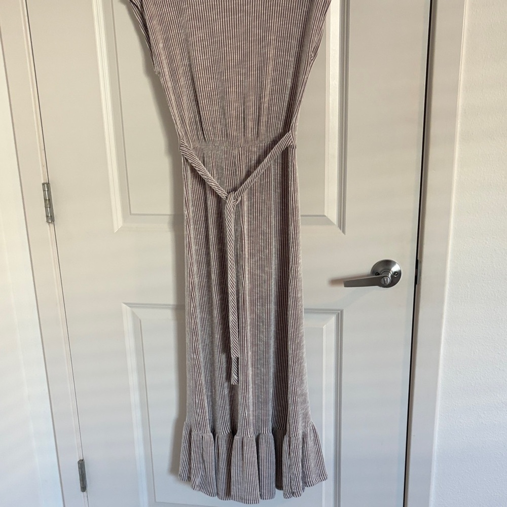 Caution To The Wind V-Neck Striped Midi Dress in Cream and Gray - Picture 4 of 6